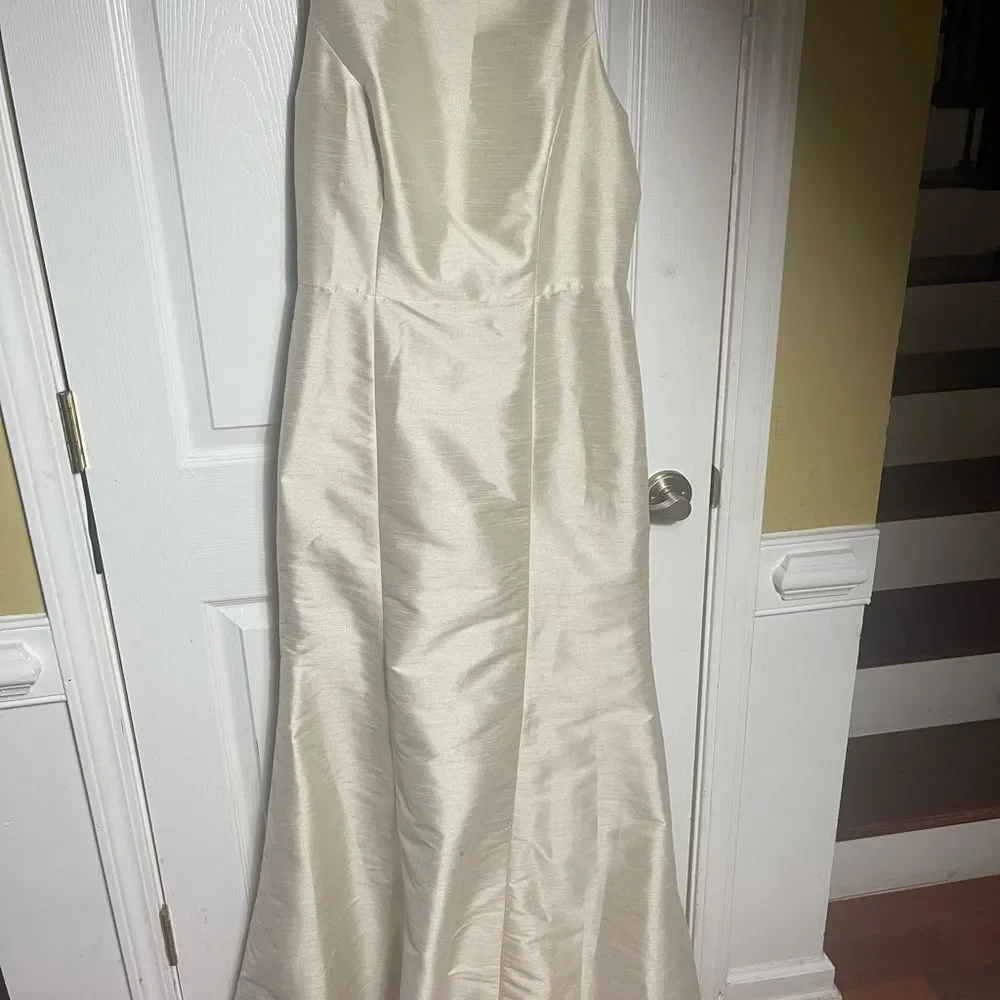 NWT ALFRED SUNG champagne Maxi Dress Jewel Neck bow accent Open-Back  SZ10 - Picture 9 of 16